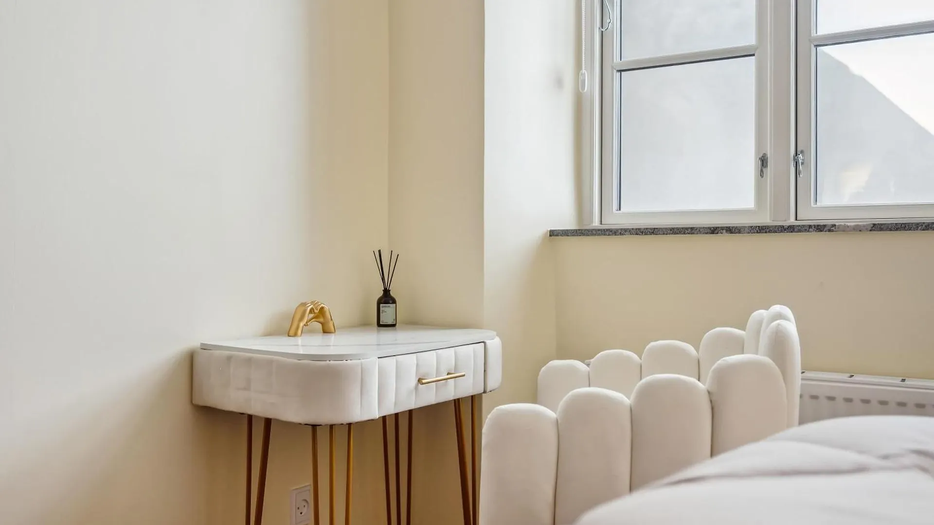 Central Luxury Flat - Walk To Nyhavn Tivoli & Metro كوبنهاجن شقة